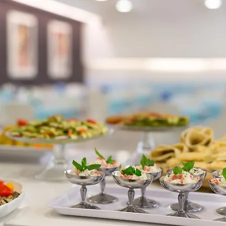 酒店 魔术酒店 3*