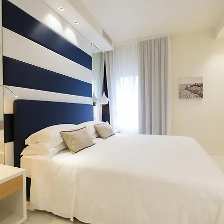 Metropol Ceccarini - Luxury Aparthotel Riccione