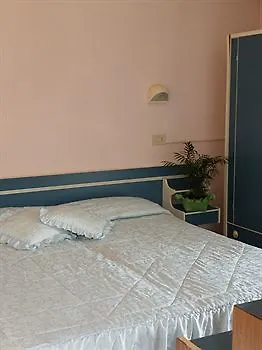 Hotel Lh