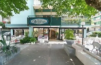 La Residenza 3* ריצ'יונה