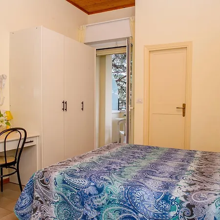 Cristina Hospitality (adults Only) Hotel 3*
