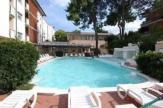 Hotel Milano Helvetia - In Centro Con Piscina 3*