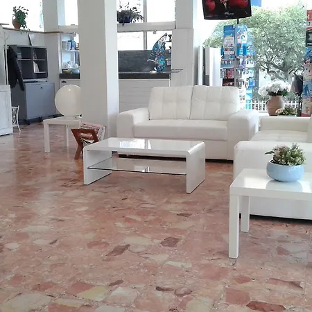 Ambasciata Hotel 3*