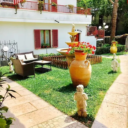 Hotel De Amicis 3*