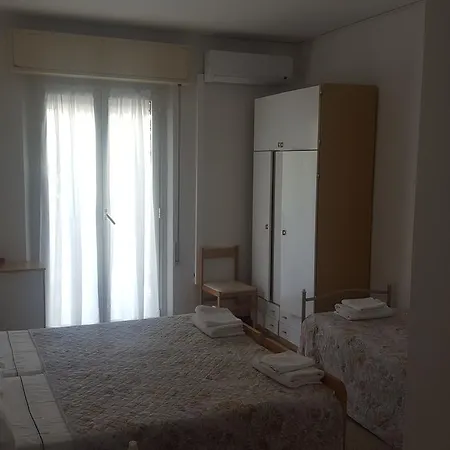 Отель Astor