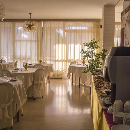 Fucsia Hotel