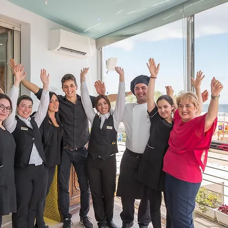 Des Nations - Vintage Sul Mare 4* Riccione