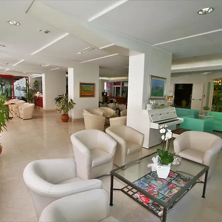Hotel De Amicis