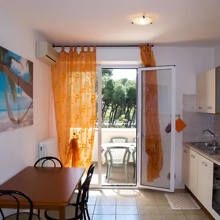 Apartment Family Nuova Orchidea *