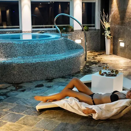Adlon - Fronte Mare Hotel Riccione