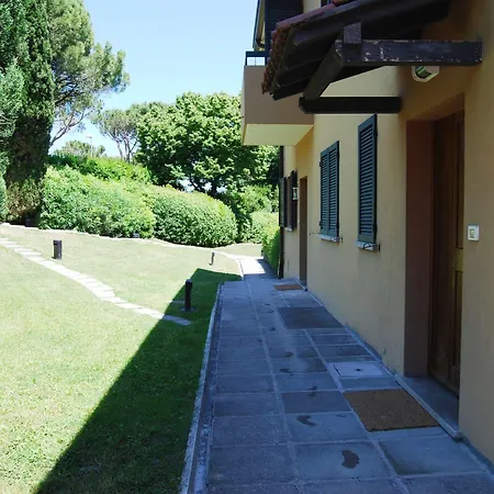 Residenze Al Colle Dei Pini 3* Риччоне