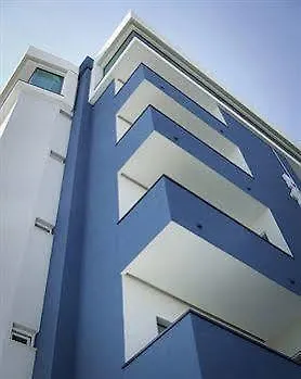 מלון Commodore 3*