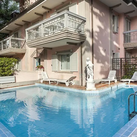 Lägenhetshotell Residenza Lidia 2*