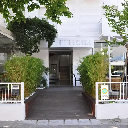 Consul - Family Hotell 3*