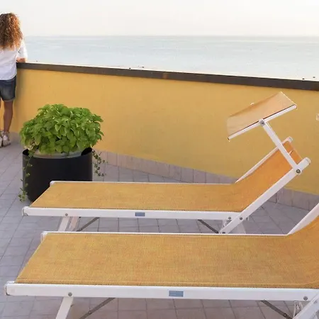 Mignon Fronte Mare Hotel 3*