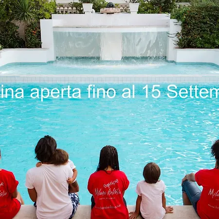 Milano Helvetia - In Centro Con Piscina 3* Riccione