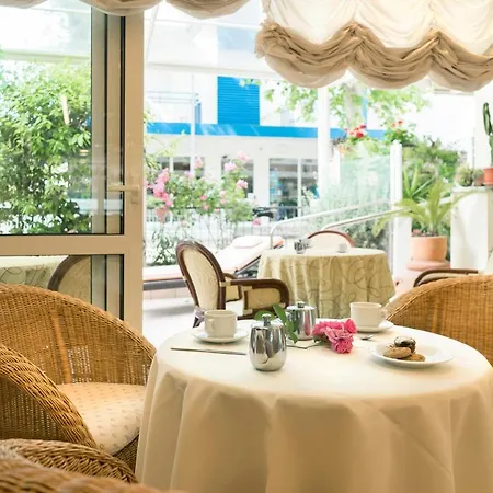 Tulipe Nazionale Hotel
