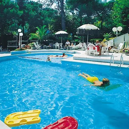 Vienna Touring 4* Riccione