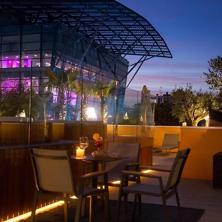Metropol Ceccarini - Luxury Aparthotel Riccione