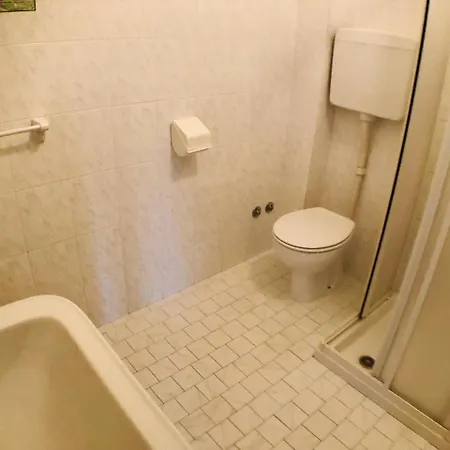 Niagara Hotel 3*
