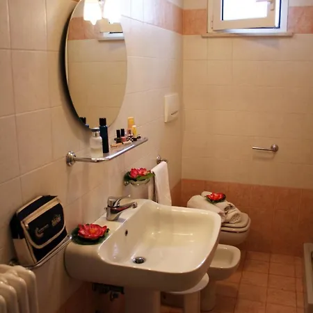 Residenza Manuela Daire *