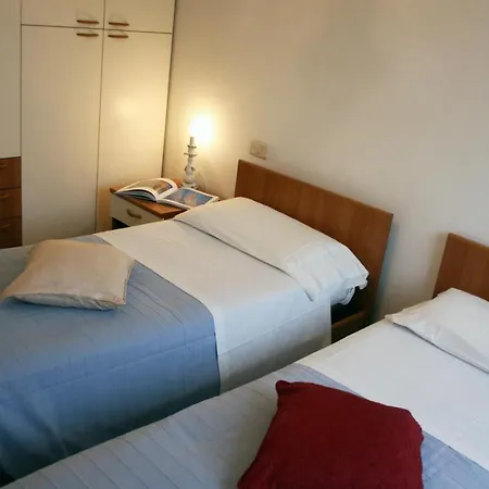 Residenza Manuela Daire *