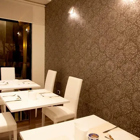 Hotel Montecarlo - Vista Mare Con Piscina & Area Fitness 3*