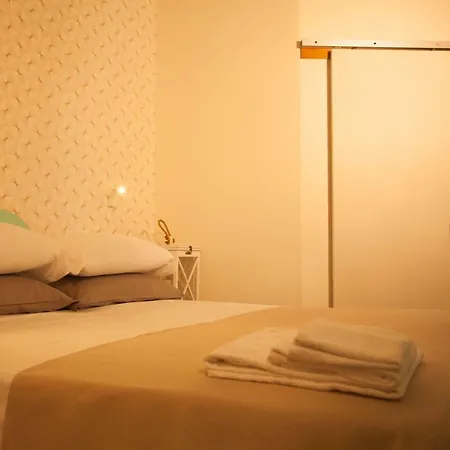 Hotel Montecarlo - Vista Mare Con Piscina & Area Fitness ホテル 3*