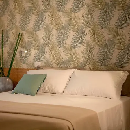 Hotel Montecarlo - Vista Mare Con Piscina & Area Fitness ホテル 3*