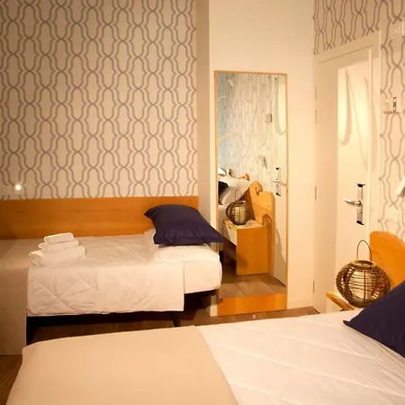 Hotel Montecarlo - Vista Mare Con Piscina & Area Fitness ホテル