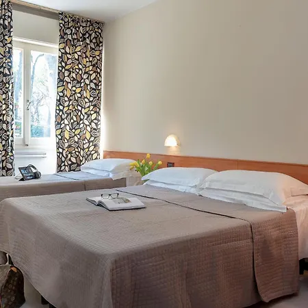 Hotel Pierre 3*