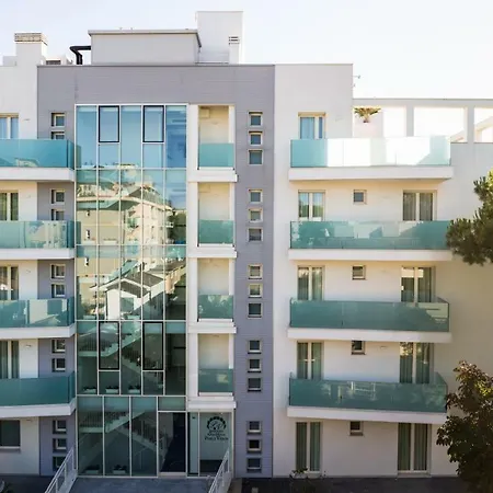 Aparthotel Perla