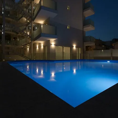 Perla 3*