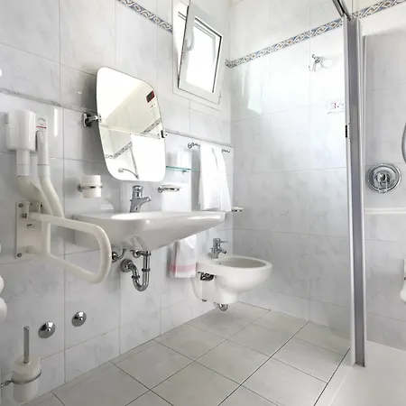 Atilius Hotel & Suites 3* Riccione
