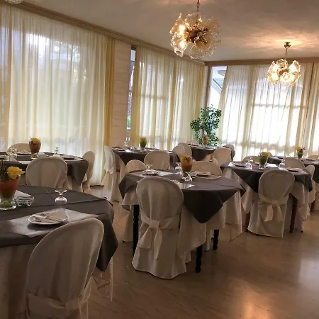 Hotel Fucsia