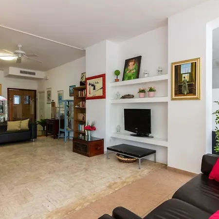 Aparthotel Nest - A Pochi Passi Dal Mare *