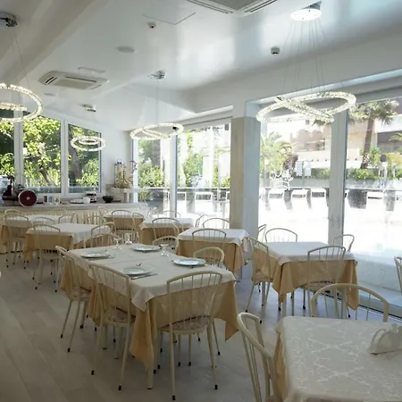 Otel Royal Boutique 3*