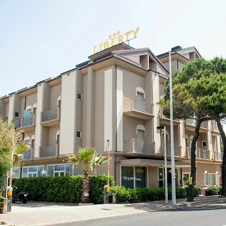Hotel Liberty - Parking & Included 3*