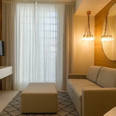 Metropol Ceccarini - Luxury