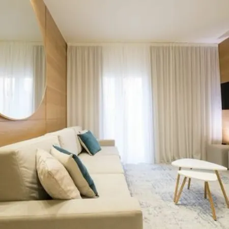 Metropol Ceccarini - Luxury