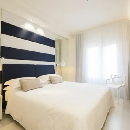 Metropol Ceccarini - Luxury Aparthotel Riccione