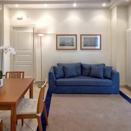 Aparthotel Lungomare - Charming 4*