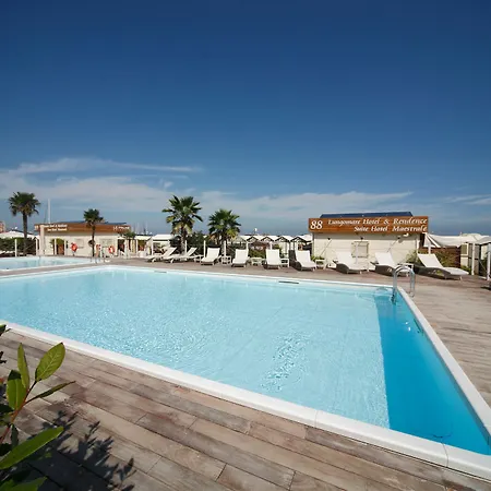Lungomare - Charming Aparthotel Riccione
