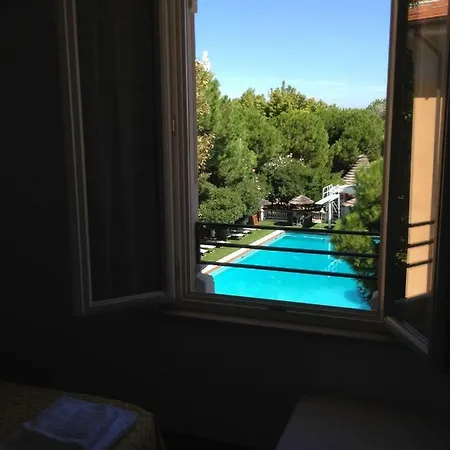 Aparthotel Residenza Grand 4*