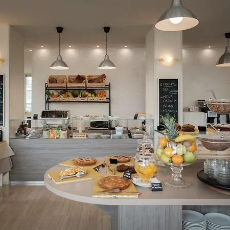 Hotel Alexander 3*
