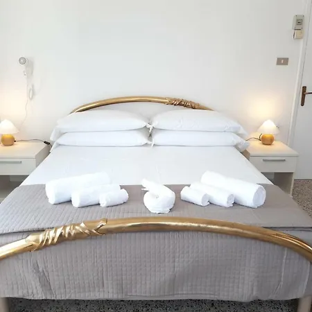 Beeliving Room&breakfast (adults Only) * Riccione