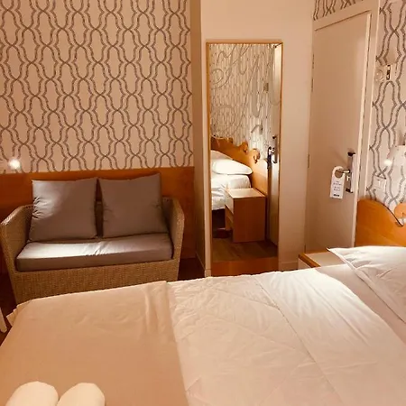 ホテル Hotel Montecarlo - Vista Mare Con Piscina & Area Fitness リッチョーネ