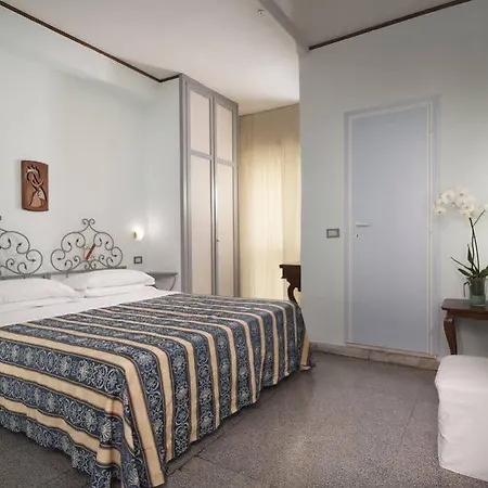 Hotel Hotel Corona