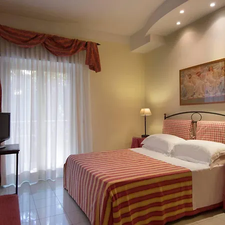Mon Cheri Hotel
