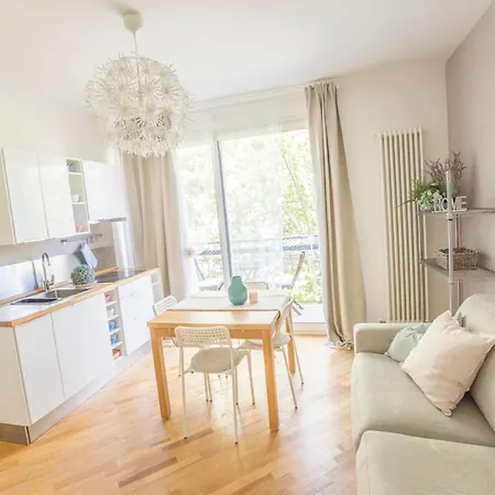 Sirena Apartment *